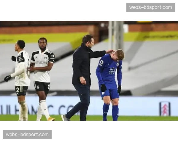 “电讯报：芒特预计将于四月初重返曼联全队合练”