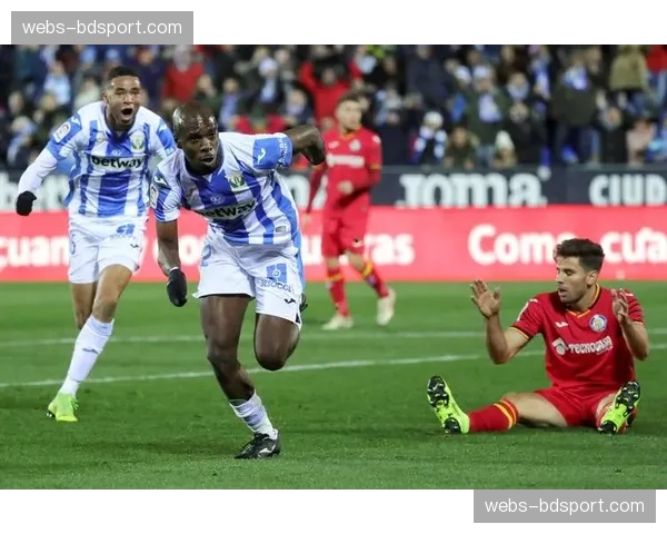 特写：西甲首个感官友好观赛室在塞尔塔主场落成，服务自闭症儿童家庭