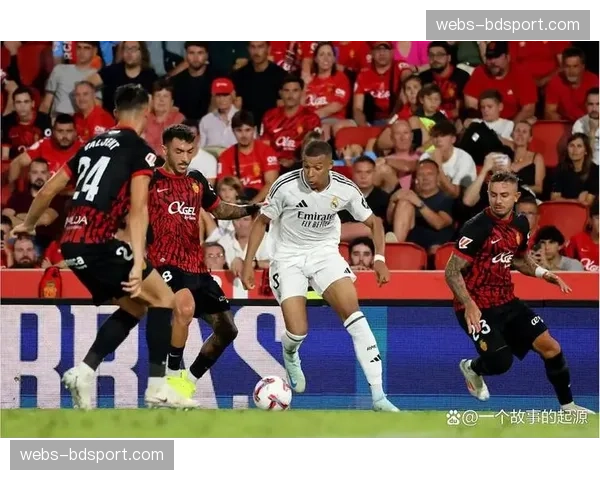 法甲金靴之争前瞻:姆巴佩领先两球,最后三轮对阵摩纳哥的拉比奥特 法甲金靴之争前瞻:姆巴佩领先两球,最后三轮对阵摩纳哥的拉比奥特